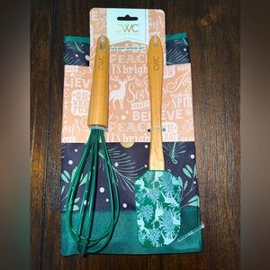 CWC Holiday Apron Set
